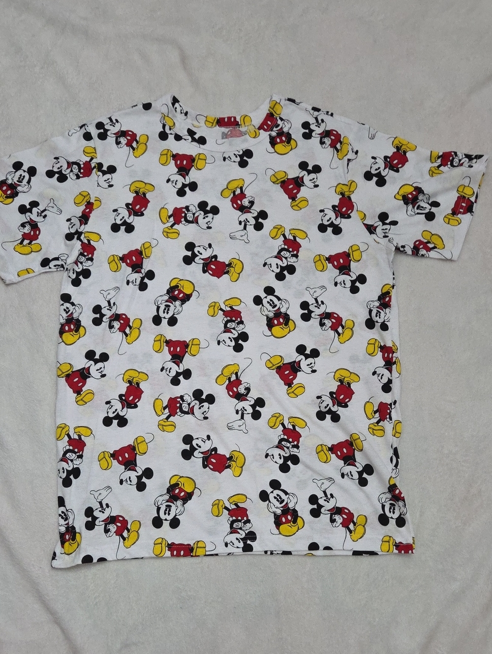 Disney Mickey Tee Size Medium